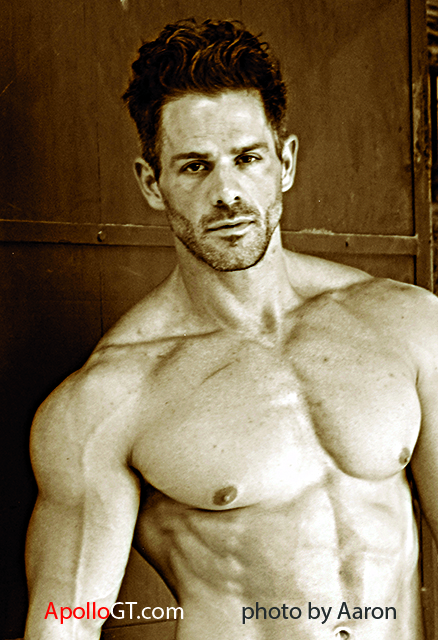 top fitness male model Eric Turner